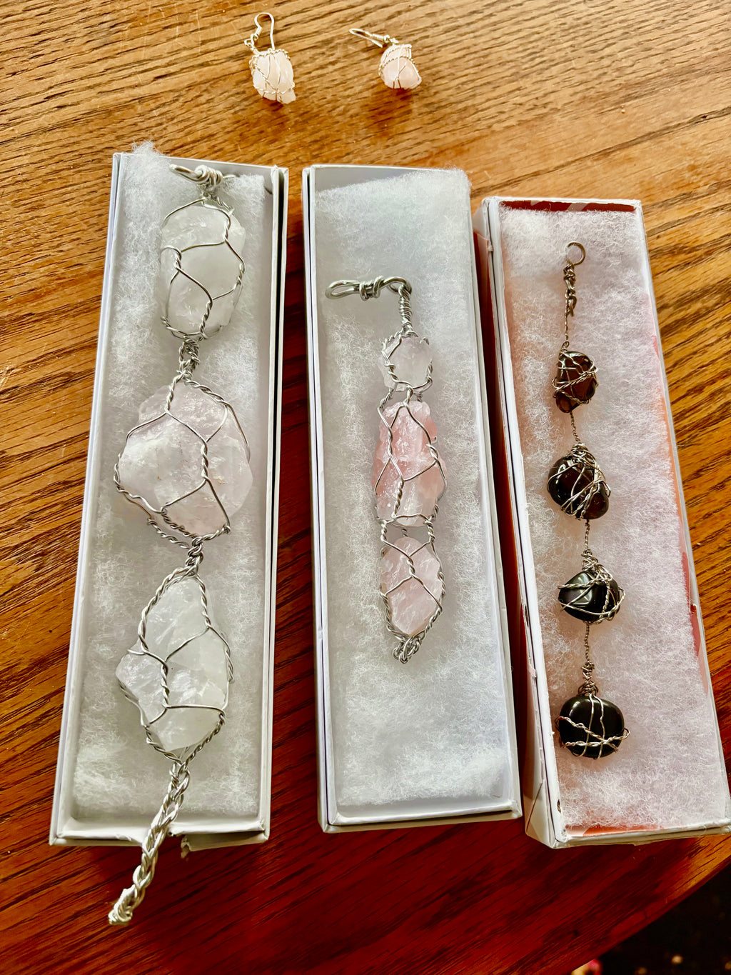 Wire wrapped crystals 